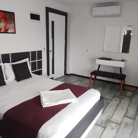 Wb Weekend Otel Бодрум Екстер'єр фото